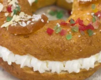 Roscón de Reyes relleno con nata